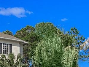 meetinghouse daytona senior living apartments pool